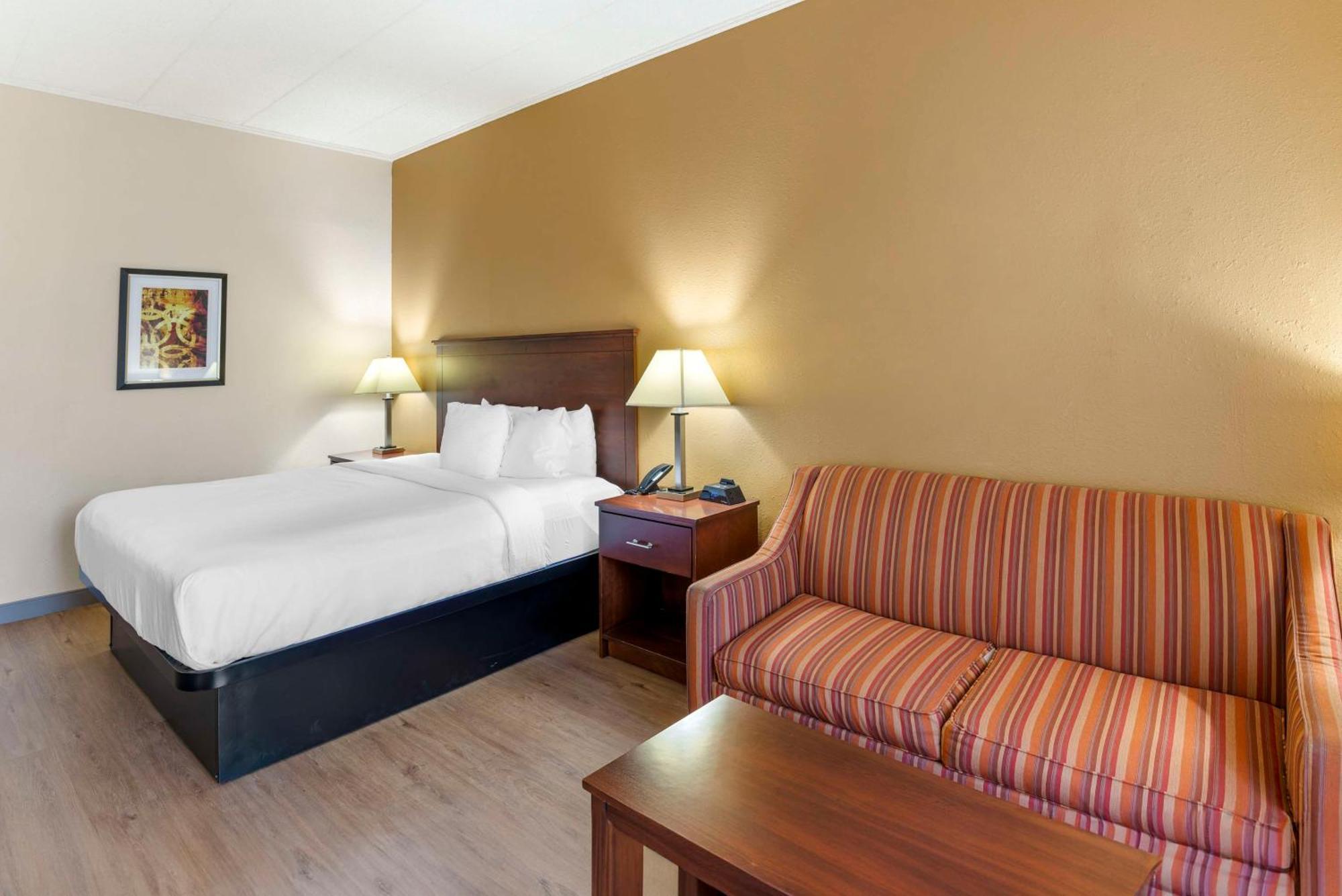 Best Western Plus Governor'S Inn Richmond Мидлотиан Экстерьер фото