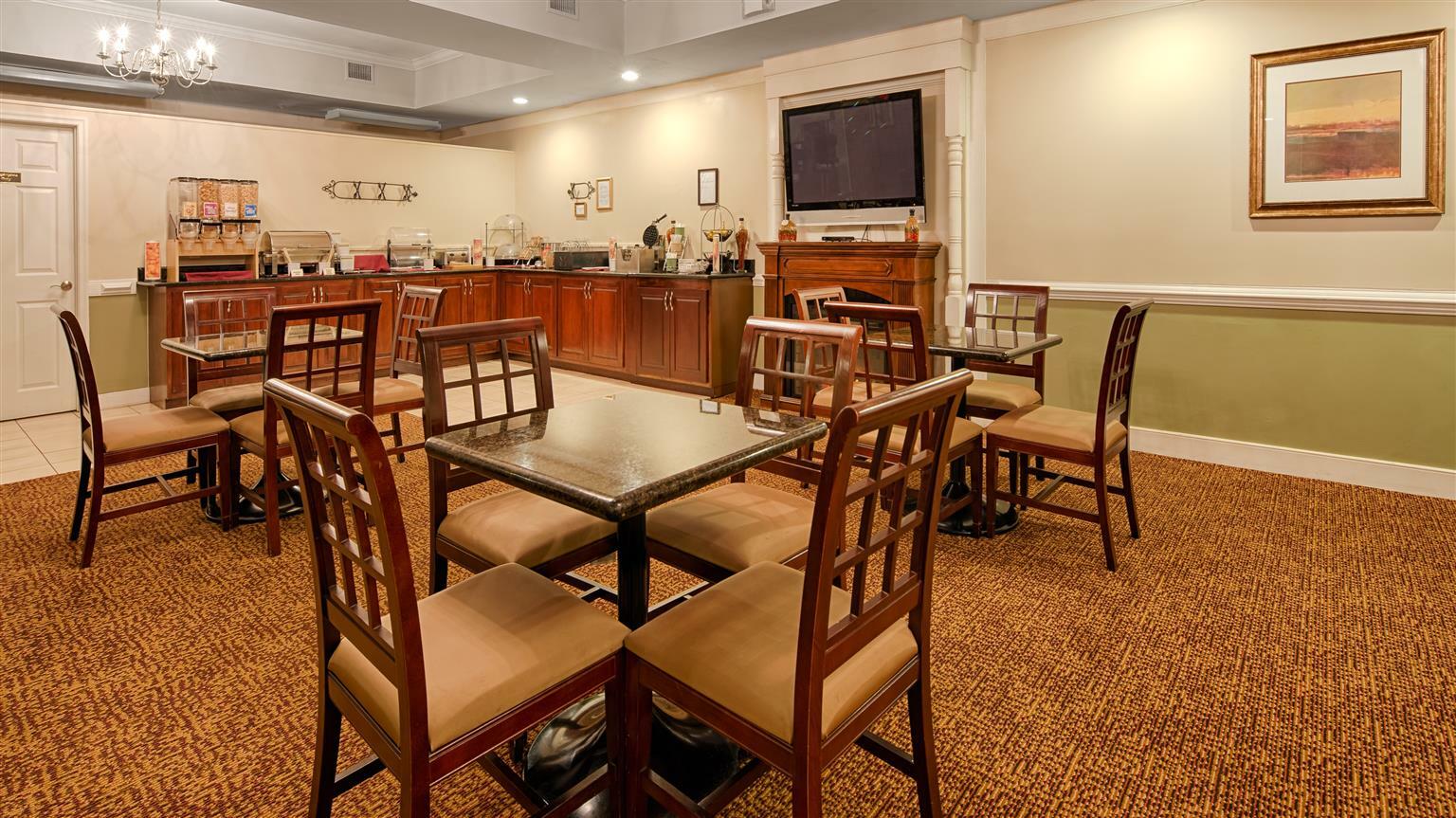 Best Western Plus Governor'S Inn Richmond Мидлотиан Экстерьер фото