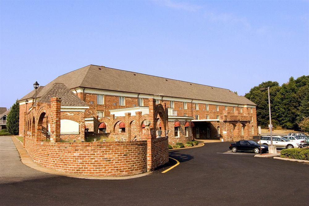 Best Western Plus Governor'S Inn Richmond Мидлотиан Экстерьер фото